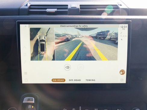 Used 2023 Land Rover Defender 130 X-Dynamic SE image 14