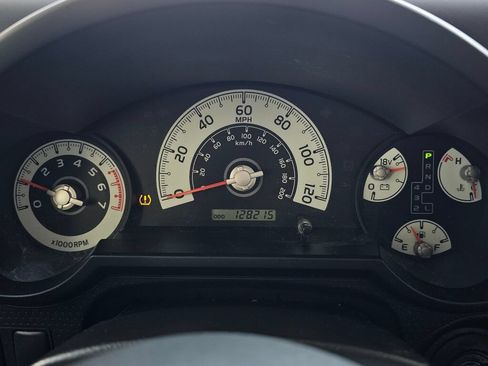 Used 2008 Toyota FJ Cruiser 4WD image 16