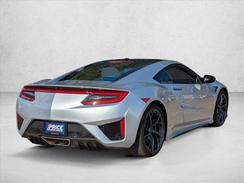 Used 2017 Acura NSX image 5