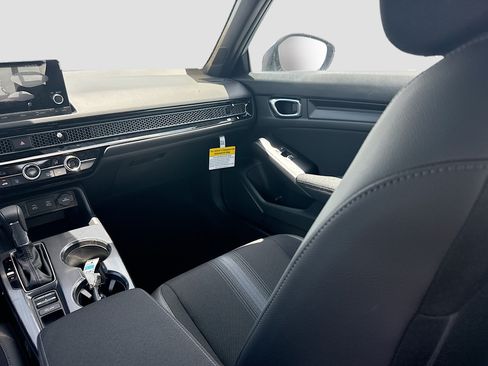 New 2026 Honda Civic Sport image 18