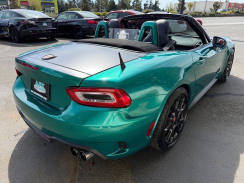 Used 2017 FIAT 124 Spider Abarth RWD image 8