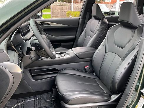 Certified 2026 INFINITI QX60 Luxe w/ Cargo Package AWD/4WD image 15