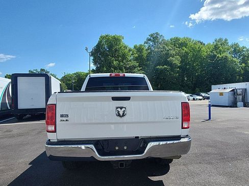 Used 2022 RAM 1500 Classic SLT w/ Protection Group AWD/4WD image 4