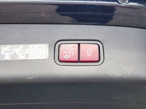 Certified 2025 Mercedes-Benz GLC 300 4MATIC image 32