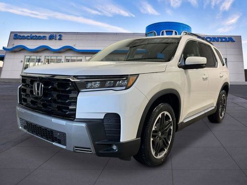 New 2026 Honda Pilot image 1