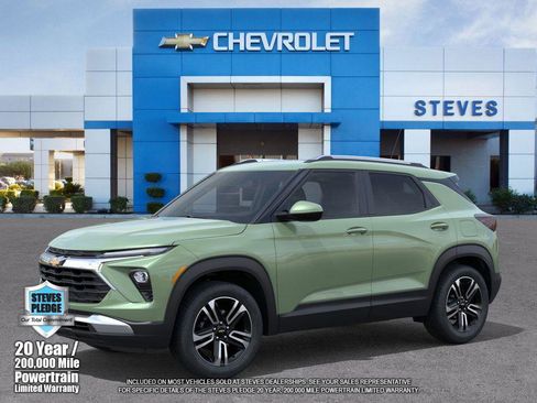 New 2025 Chevrolet TrailBlazer LT w/ Convenience Package image 2