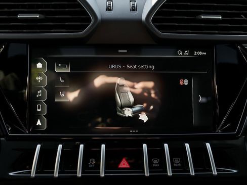 Used 2021 Lamborghini Urus image 74