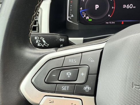 Certified 2022 Volkswagen Atlas SE image 14