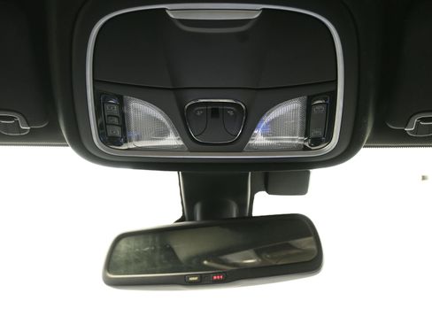 Used 2015 Chrysler 200 S w/ Navigation & Sound Group I image 27