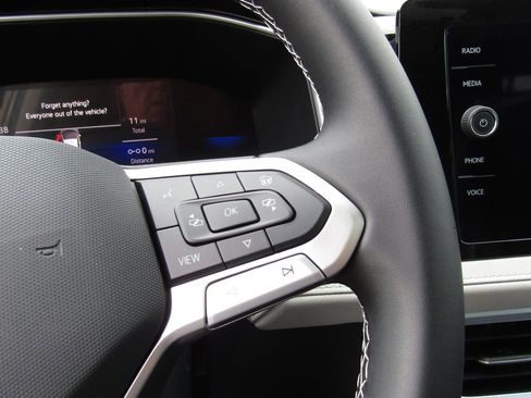 New 2026 Volkswagen Taos SE AWD/4WD image 23