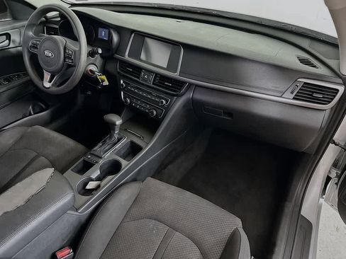 Used 2018 Kia Optima LX w/ 17" Alloy Wheels Package FWD image 30