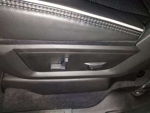 New 2026 RAM 2500 Laramie AWD/4WD image 18