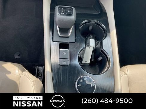 Certified 2023 Nissan Rogue SL w/ SL Premium Package AWD/4WD image 28
