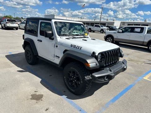 Used 2022 Jeep Wrangler Sport AWD/4WD image 21