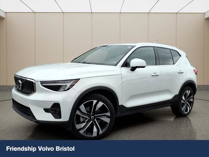 Used 2023 Volvo XC40 B5 Plus w/ Climate Package