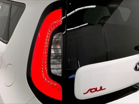 Used 2019 Kia Soul ! w/ Technology Package image 22