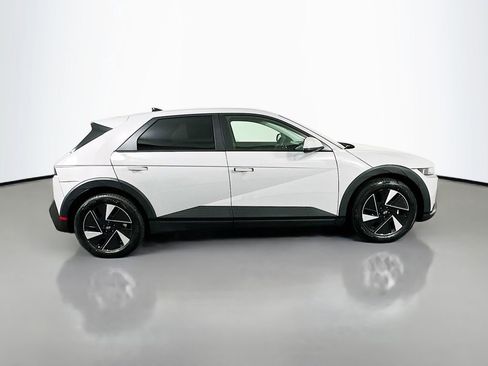 New 2026 Hyundai Ioniq 5 SEL image 4