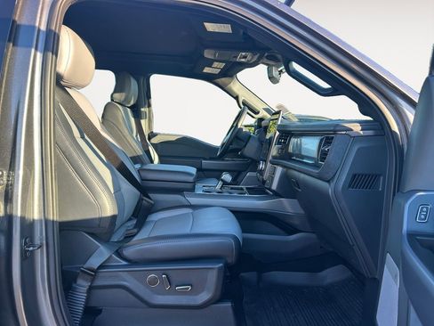 Used 2025 Ford F150 Lightning Lariat image 10