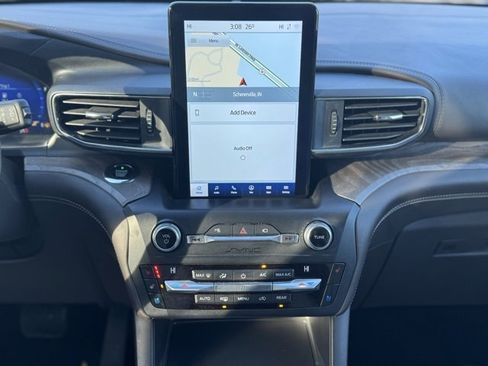 Used 2020 Ford Explorer Platinum w/ Premium Technology Package image 30