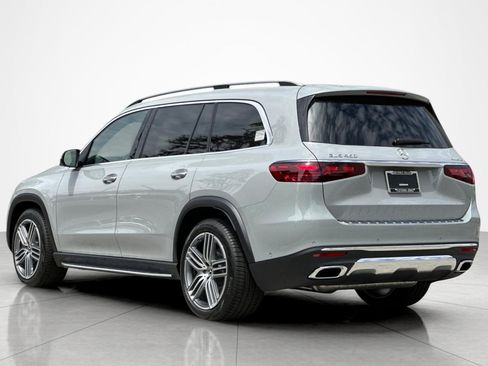 New 2026 Mercedes-Benz GLS 450 4MATIC image 3
