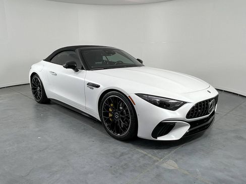 Used 2022 Mercedes-Benz SL 63 AMG 4MATIC image 3