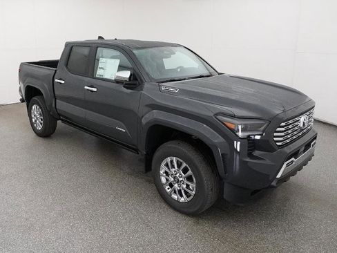 New 2026 Toyota Tacoma Limited AWD/4WD image 17