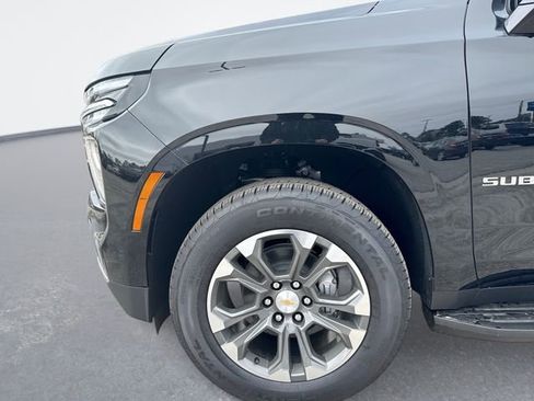 New 2026 Chevrolet Suburban LT w/ Comfort Package image 10