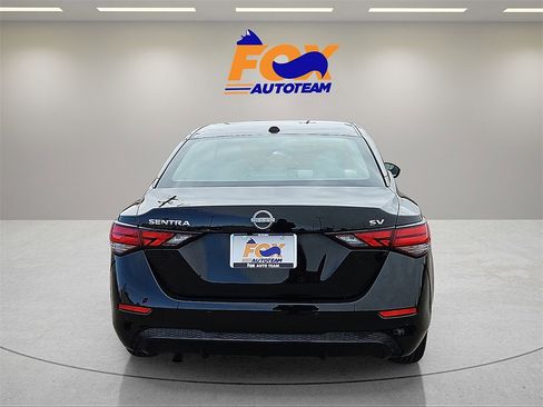 Used 2024 Nissan Sentra SV image 4