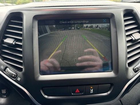 Certified 2022 Jeep Cherokee Latitude Lux AWD/4WD image 20