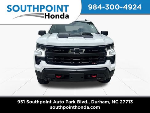 Used 2022 Chevrolet Silverado 1500 LT Trail Boss w/ Protection Package AWD/4WD image 2