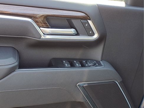 Used 2026 Chevrolet Silverado 2500 LT w/ Trail Boss Package image 14