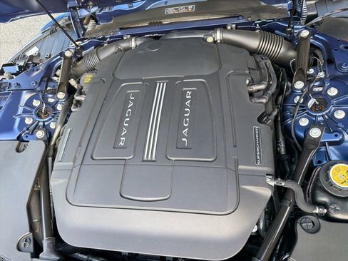 Used 2023 Jaguar F-TYPE Convertible RWD image 39
