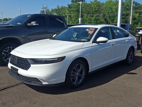 Used 2024 Honda Accord EX image 4