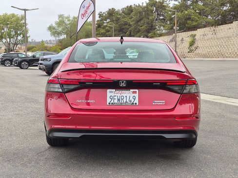 Used 2023 Honda Accord Sport image 4