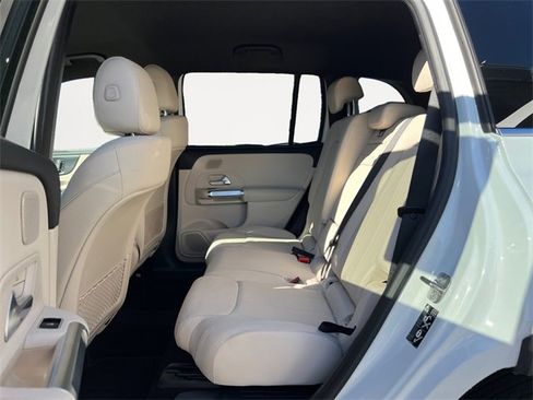 Certified 2025 Mercedes-Benz GLB 250 4MATIC image 13