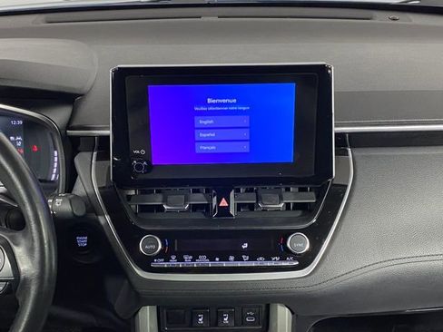 Used 2024 Toyota Corolla Cross XLE image 13