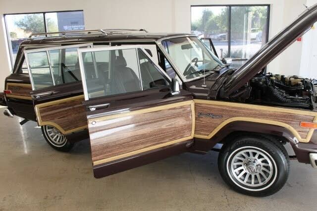 Used 1989 Jeep Grand Wagoneer AWD/4WD image 51