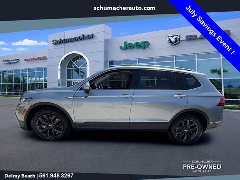Used 2024 Volkswagen Tiguan SE FWD image 4