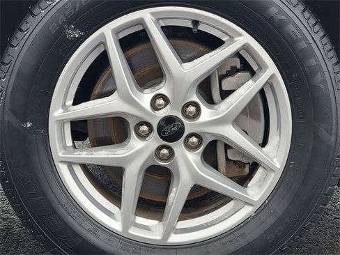 Certified 2024 Ford Edge SEL image 17