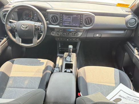 Used 2023 Toyota Tacoma TRD Off-Road w/ Technology Package AWD/4WD image 26