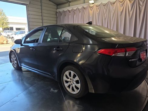 Used 2024 Toyota Corolla LE FWD image 7
