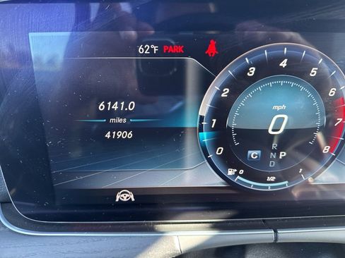 Used 2019 Mercedes-Benz E 450 Coupe image 8