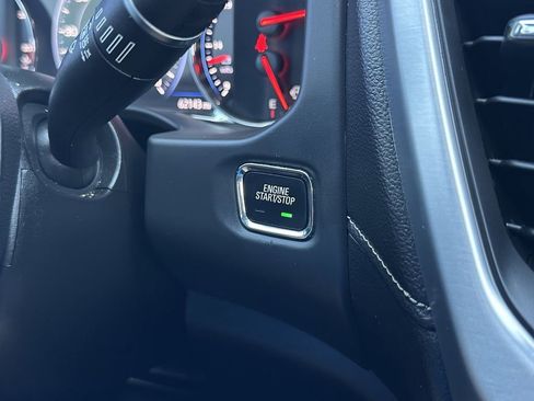 Certified 2021 GMC Acadia SLT w/ Technology Package image 31