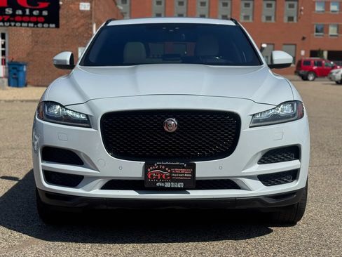 Used 2017 Jaguar F-PACE Prestige AWD/4WD image 3