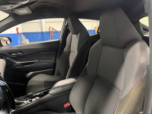 Used 2021 Toyota C-HR Nightshade image 23