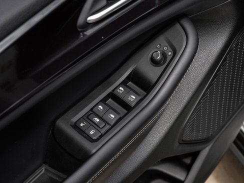 Used 2023 Jeep Grand Cherokee Altitude image 54