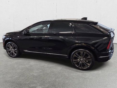 New 2026 Cadillac Optiq Sport 2 image 8