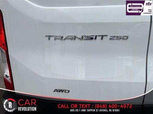 Used 2024 Ford Transit 250 148 Medium Roof Extended AWD image 9