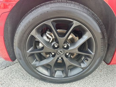 Used 2025 Chrysler Pacifica Limited FWD image 38
