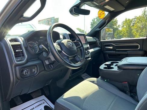 Used 2024 RAM 2500 Big Horn w/ Bed Utility Group image 11